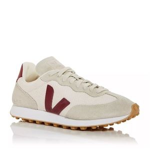 VEJA Rio Branco Low Top Sneakers, Burgundy, size 7